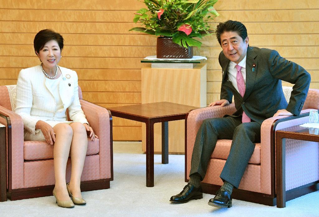 「小池百合子 安倍晋三」の画像検索结果