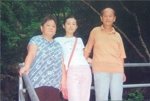 福建印尼归侨追忆过去:穷人孩子早当家